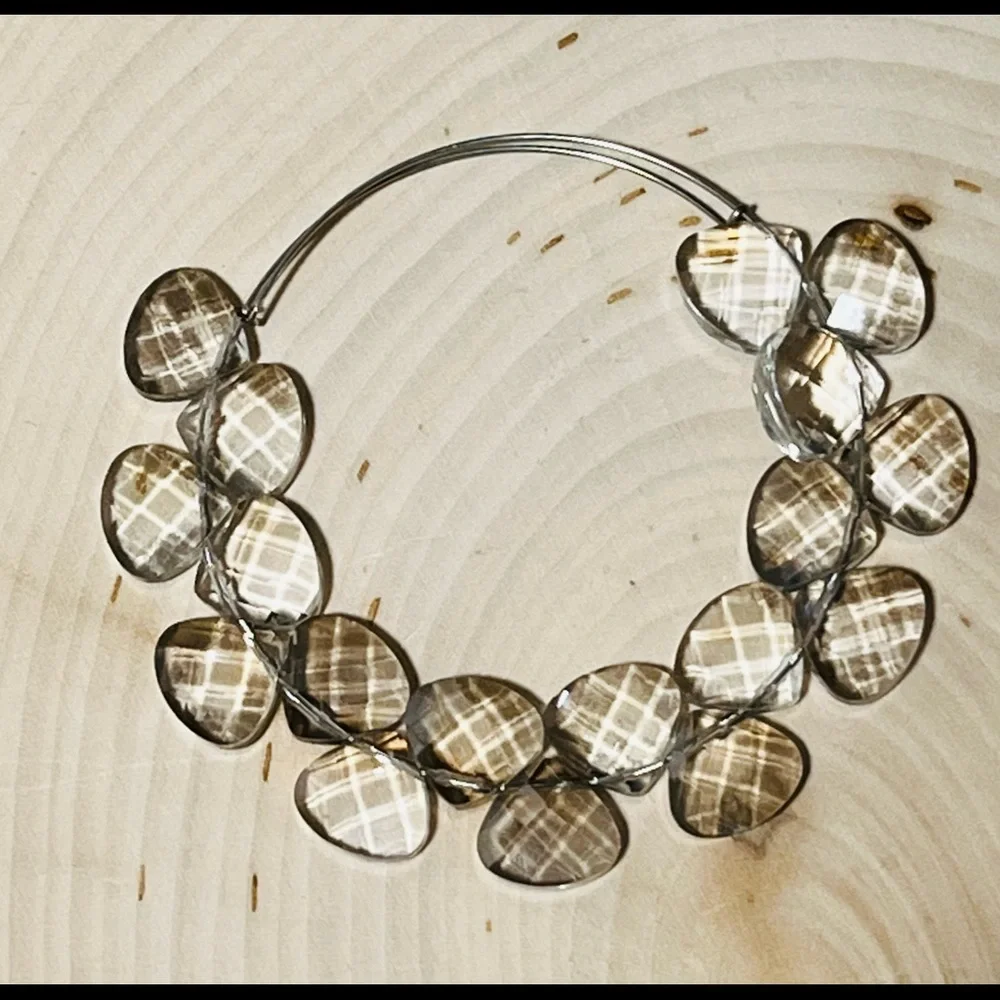 Bien Fate Crystal teardrop adjustable bangle bracelet
